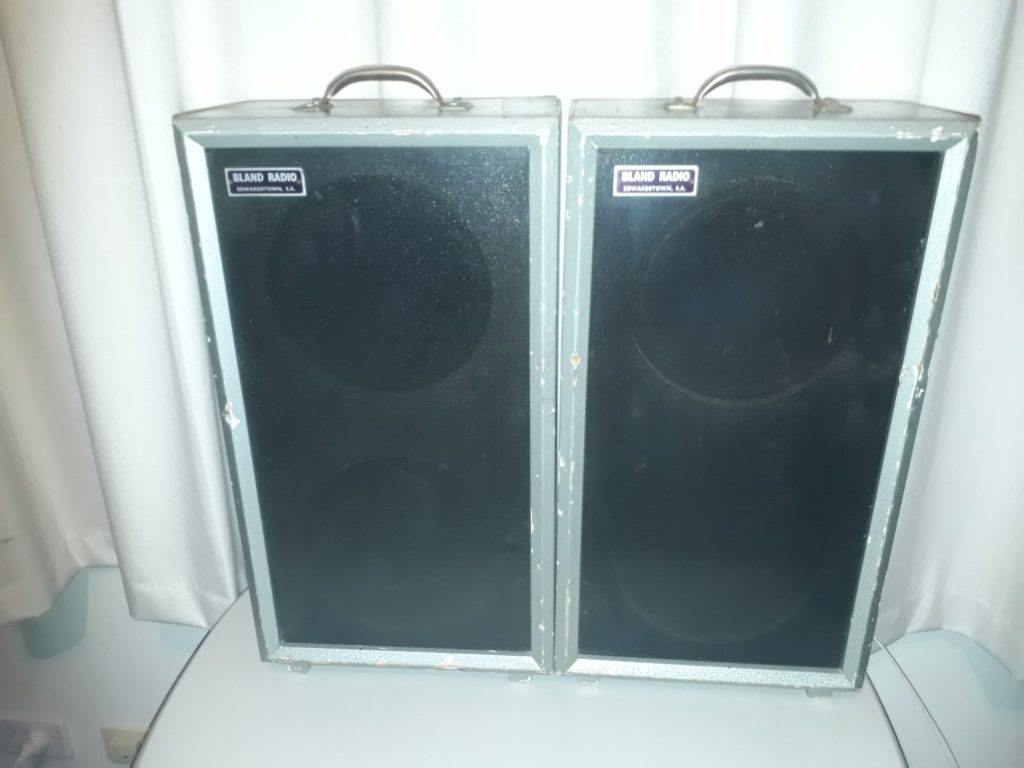 Bland Portable PA Speakers