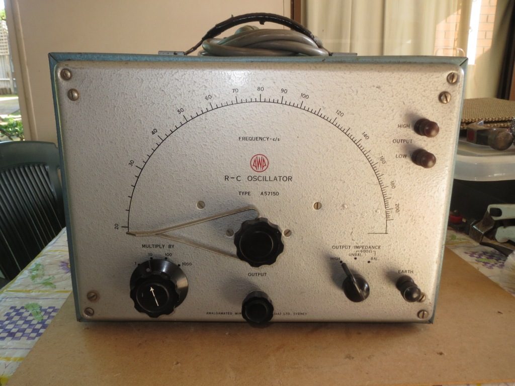 AWA RC Oscilator